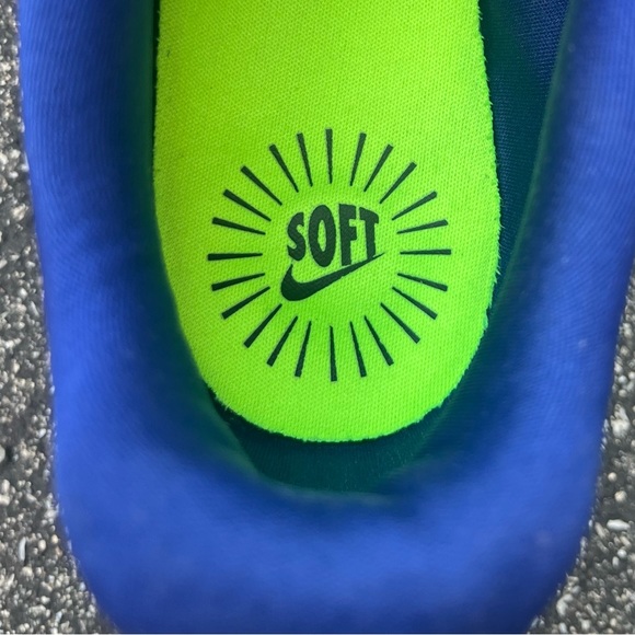 Nike Star Runner Sneakers- Size 5.5 Youth - Picture 6 of 7